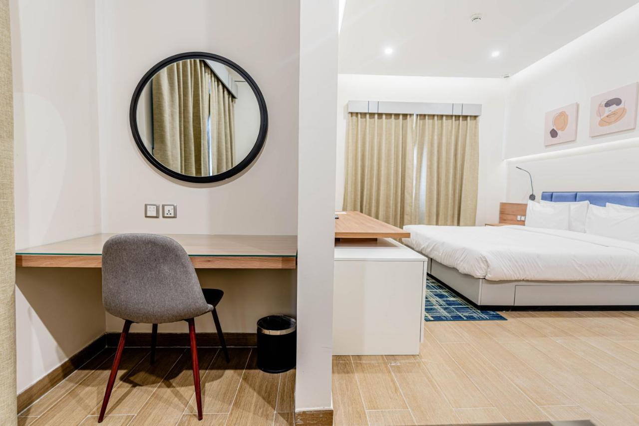Resivation Hotel ดูไบ ภายนอก รูปภาพ